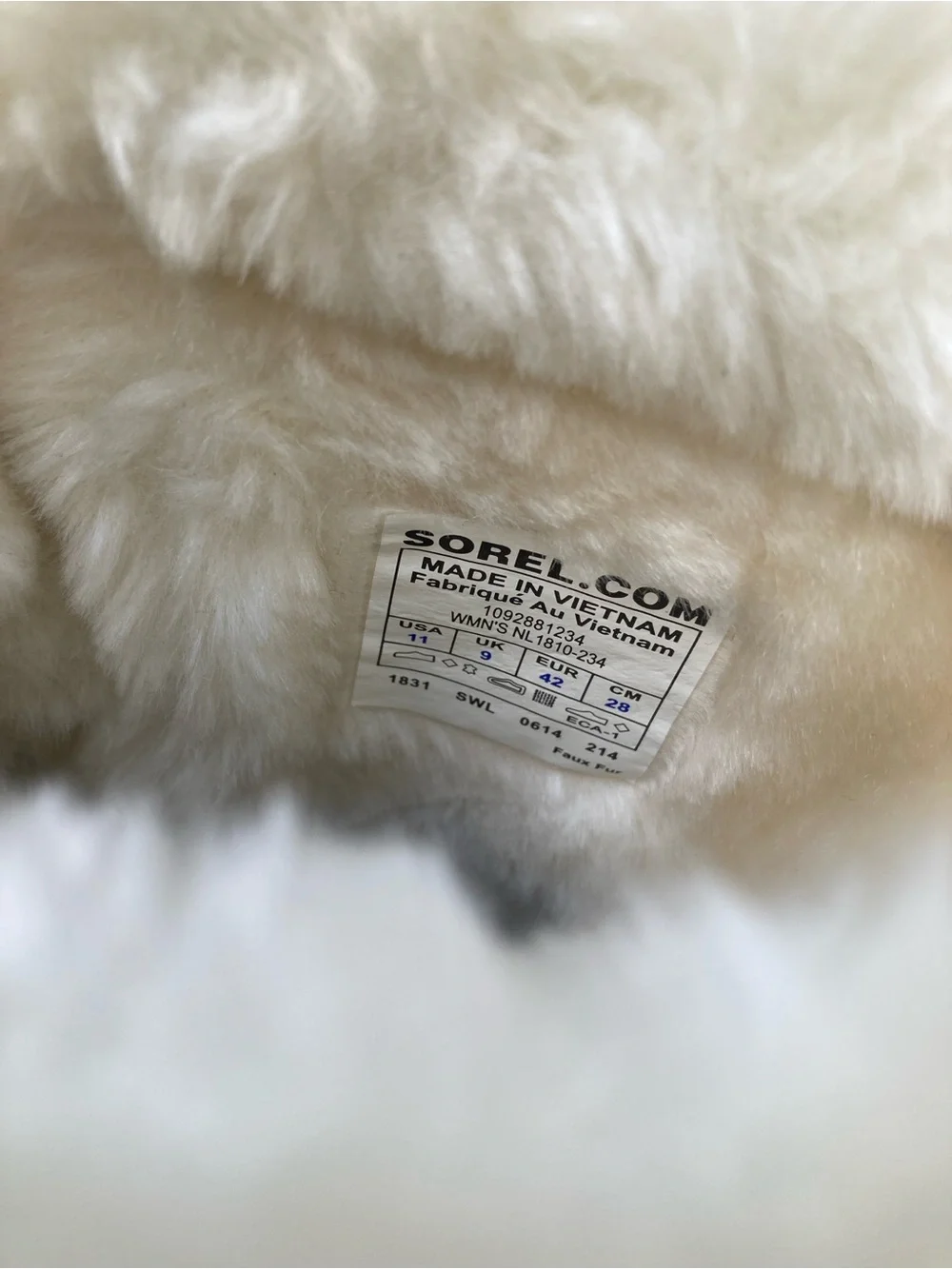 Sorel Size 11 Snow Angel Lace insulated winter boots